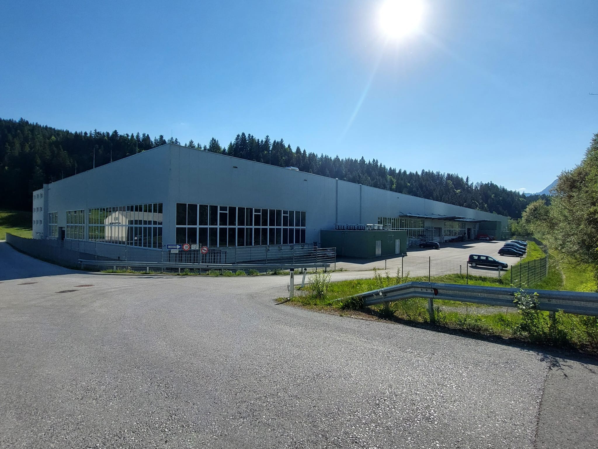 <strong>Büro & Werkhalle GMT Wintersteller Abtenau<span><b>in</b>gewerblich </span></strong><i>→</i>