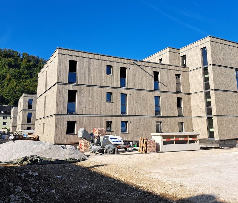 <strong>Wohnanlage Burgfriedsiedlung<span><b>in</b>Wohnbau </span></strong><i>→</i>