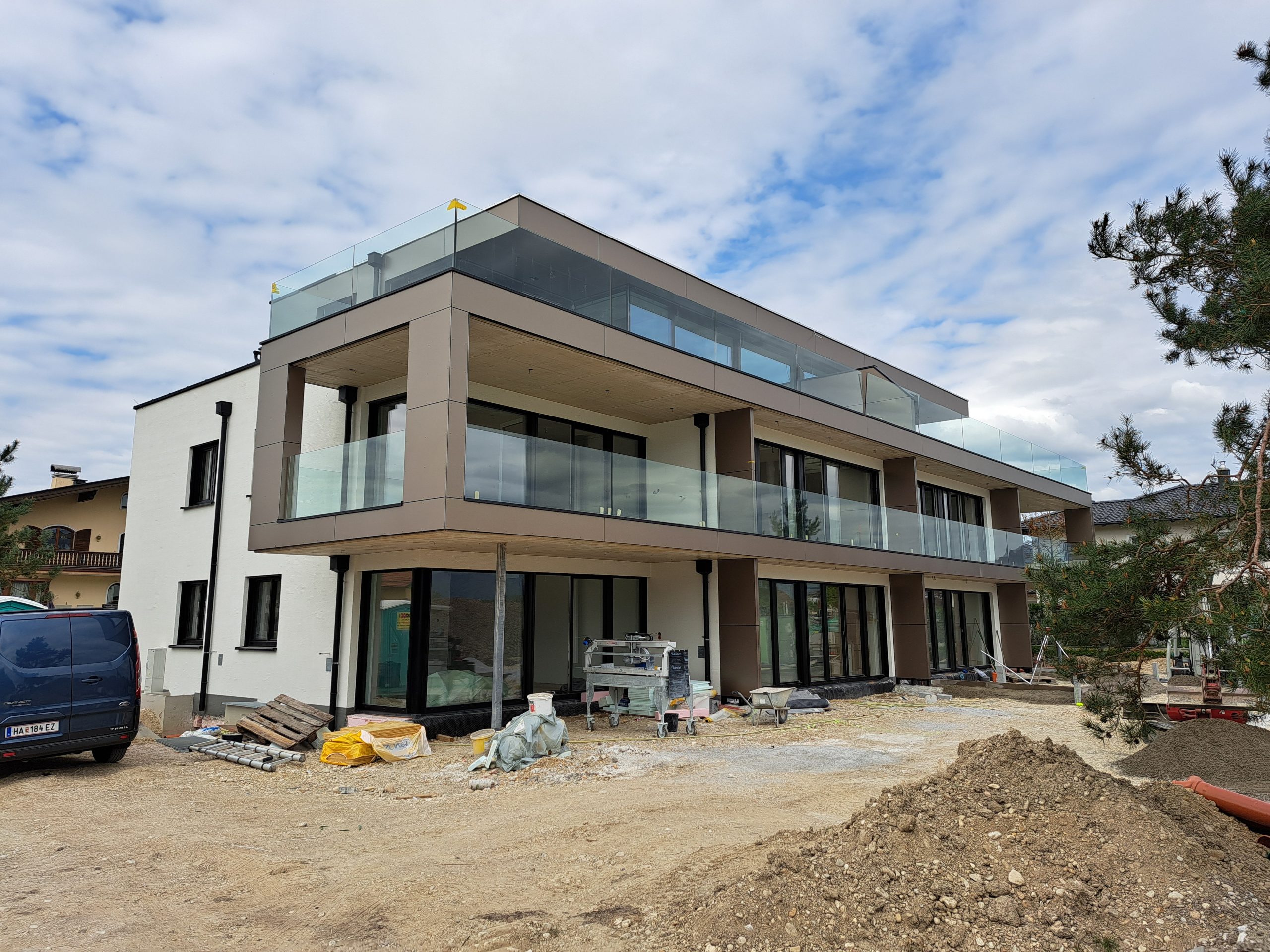 <strong>Wohnanlage Wals Mitterweg<span><b>in</b>Wohnbau </span></strong><i>→</i>