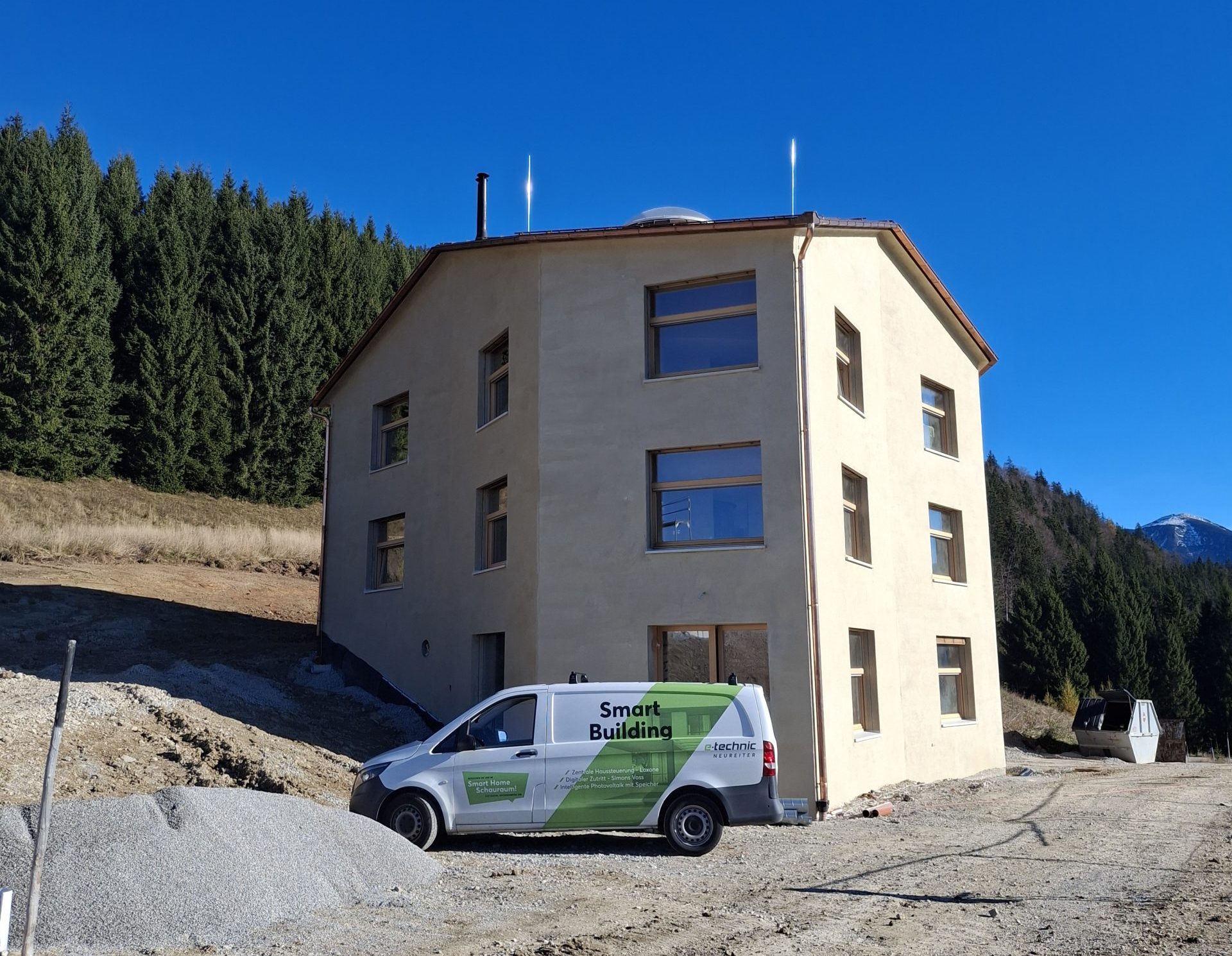 <strong>Leierhof Abtenau<span><b>in</b>Wohnbau </span></strong><i>→</i>