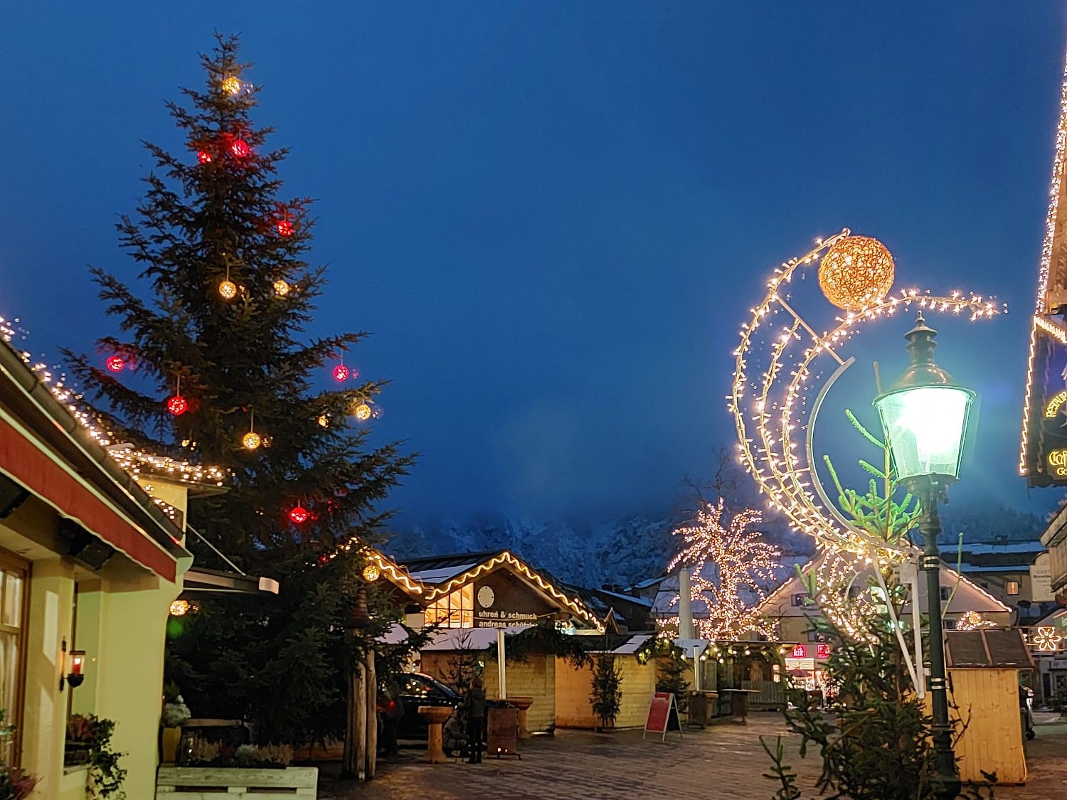 <strong>Winterbeleuchtung Abtenau<span><b>in</b>gewerblich </span></strong><i>→</i>